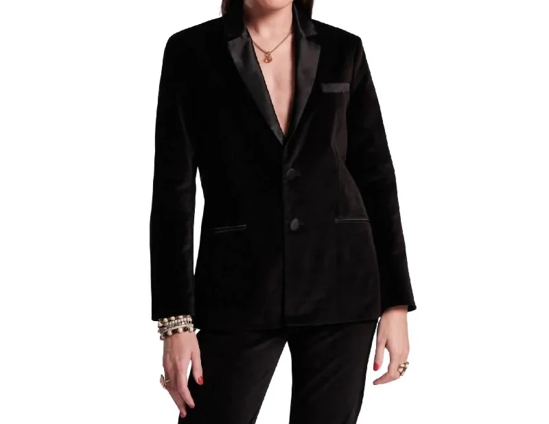 Tuxedo Jacket In Black