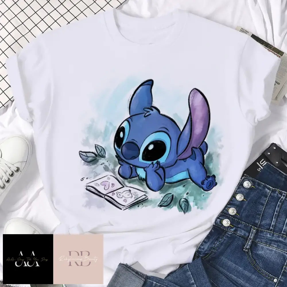 Stitch 'Reading a book'  - T-shirt Women